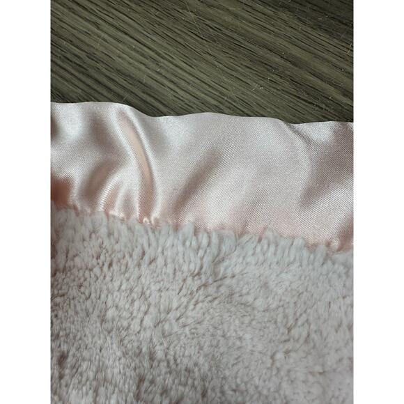 Cloud Island Target Pink Plush Satin Edge Baby Blanket Fluffy Soft 40x30 - Picture 10 of 11